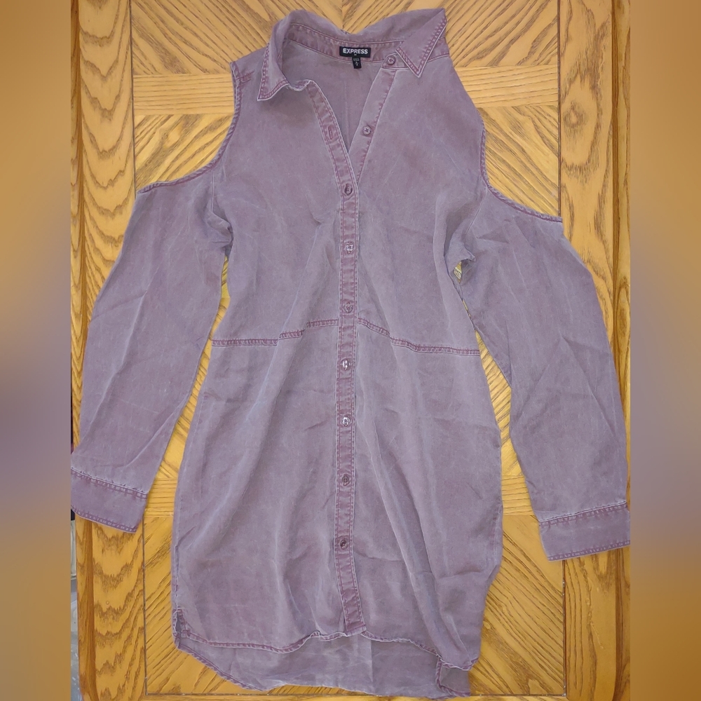 Express powder purple button denim cut shoulder shift mini dress